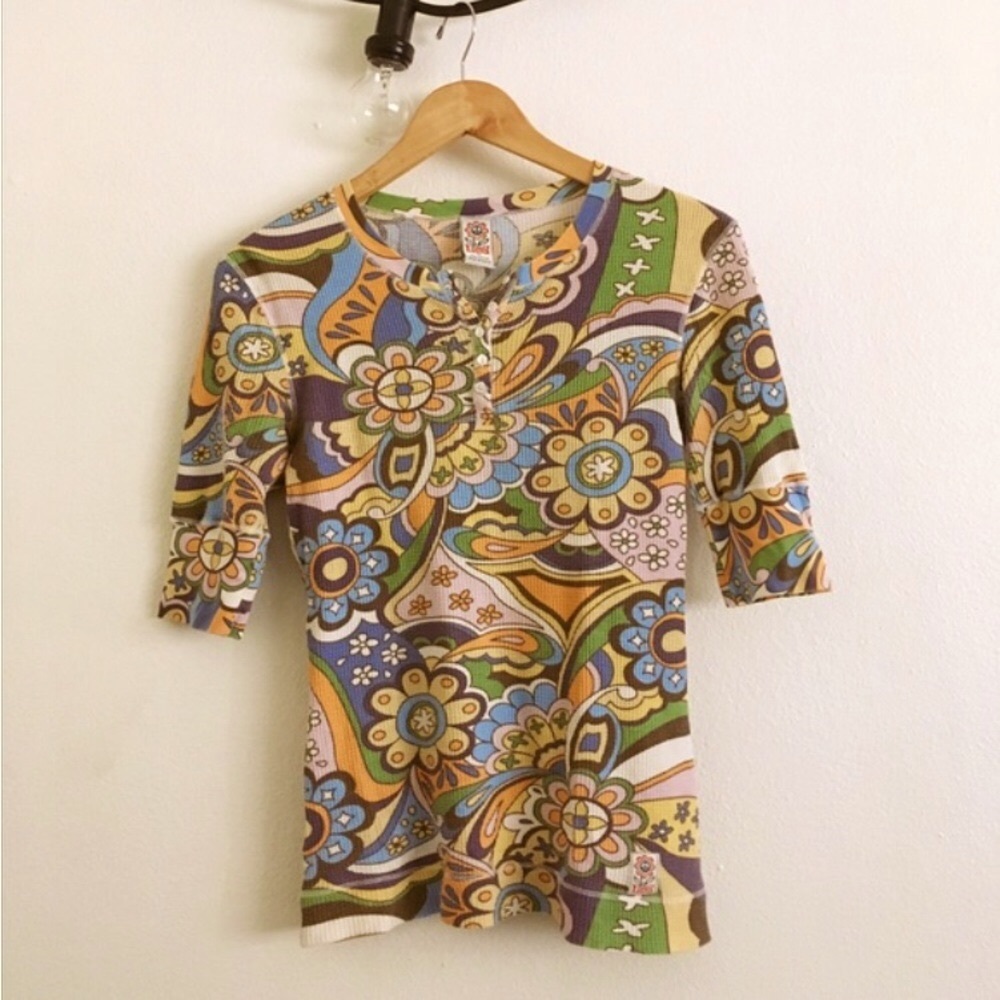 Lucky Brand three quarter sleeve mod floral henley shirt
